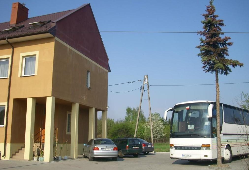 Zajazd Pulaskiego Konstancin-Jeziorna Exterior foto